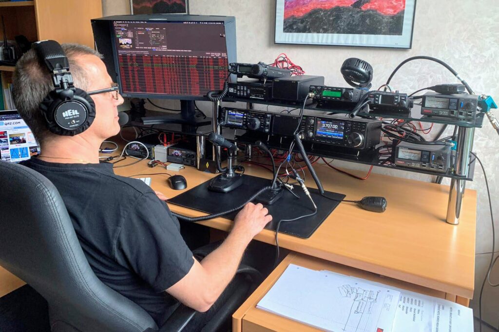 HB3XUC Spion75 Shack