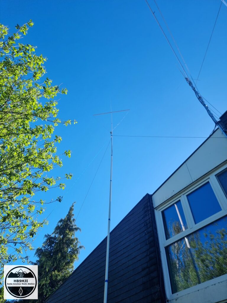 Delta-Loop Antenne für das 6m-Band aufgebaut im Garten von HB9HJI