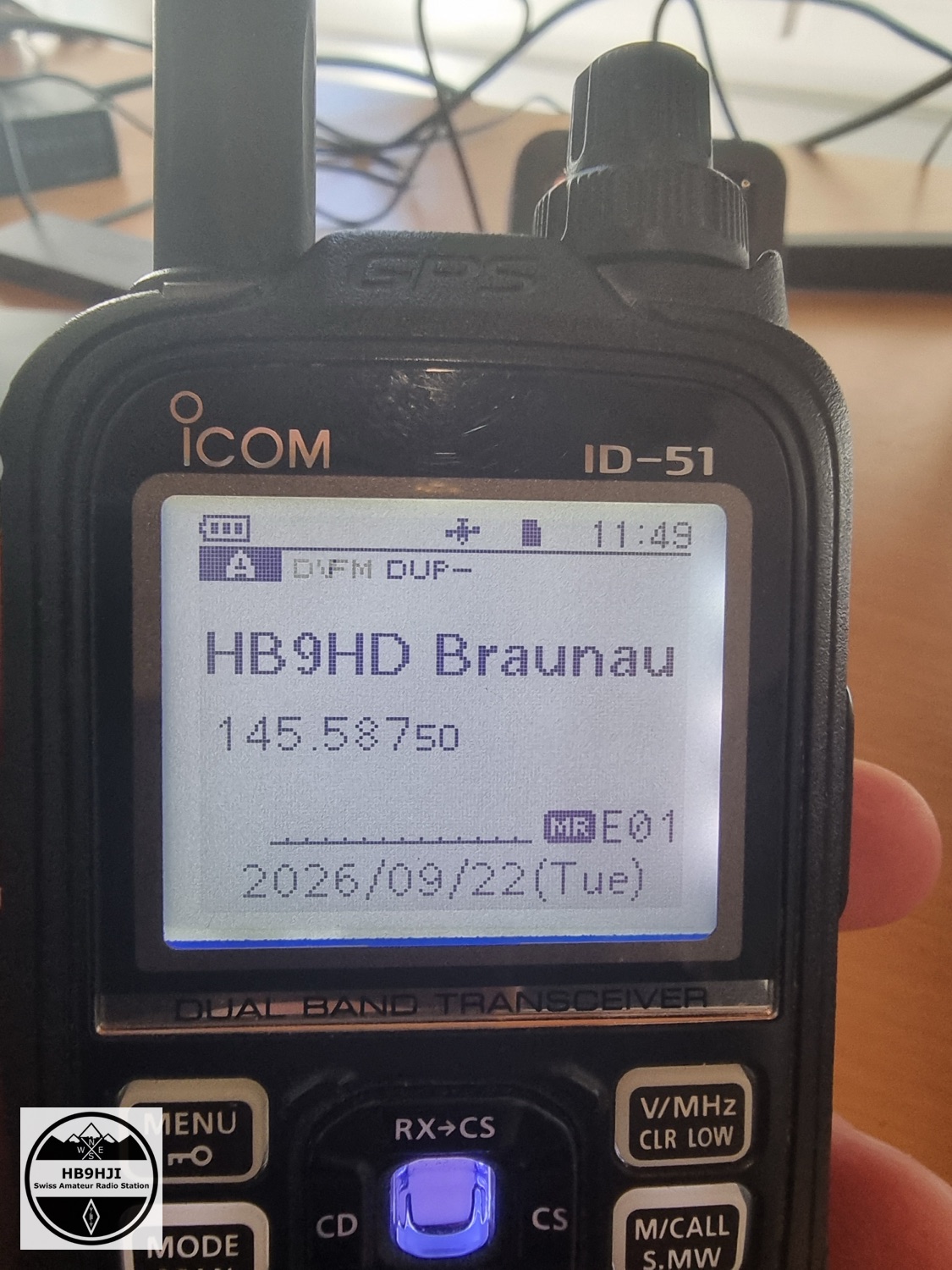 Der ID-51 nach dem Laden: Kanal «HB9HD Braunau» auf 145.5875 MHz, DV, Bank E